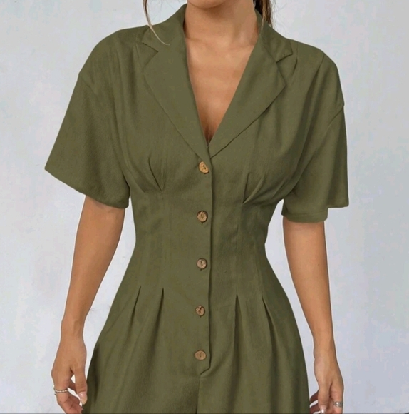 Plain Front Button Closure Short Sleeve Casual Pleated Jumpsuit - Picture 3 of 4